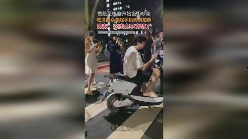 吃瓜群众拍什么视频,一窥网络热点背后的故事