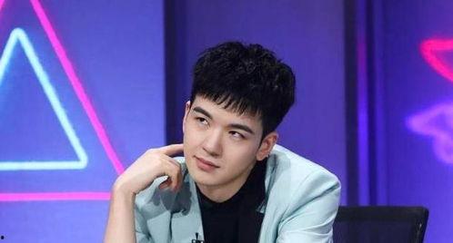 仝卓是谁 吃瓜,揭秘娱乐圈“吃瓜”背后的真相